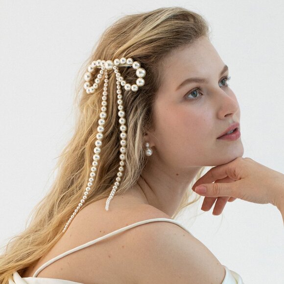 Jennifer Behr Accessories - NEW Jennifer Behr Presley Bow Barrette in Pearl HAIR